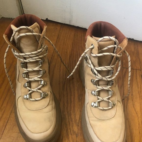 & Other Stories lace-up hiking boots in beige sold out size 8.5 - Picture 8 of 10